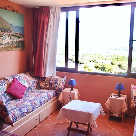 4 Beds With Sea View In Marinella Just 200 Mt From The Sea 골푸아랑시