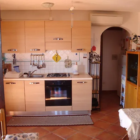 4 Beds With Sea View In Marinella Just 200 Mt From The Sea